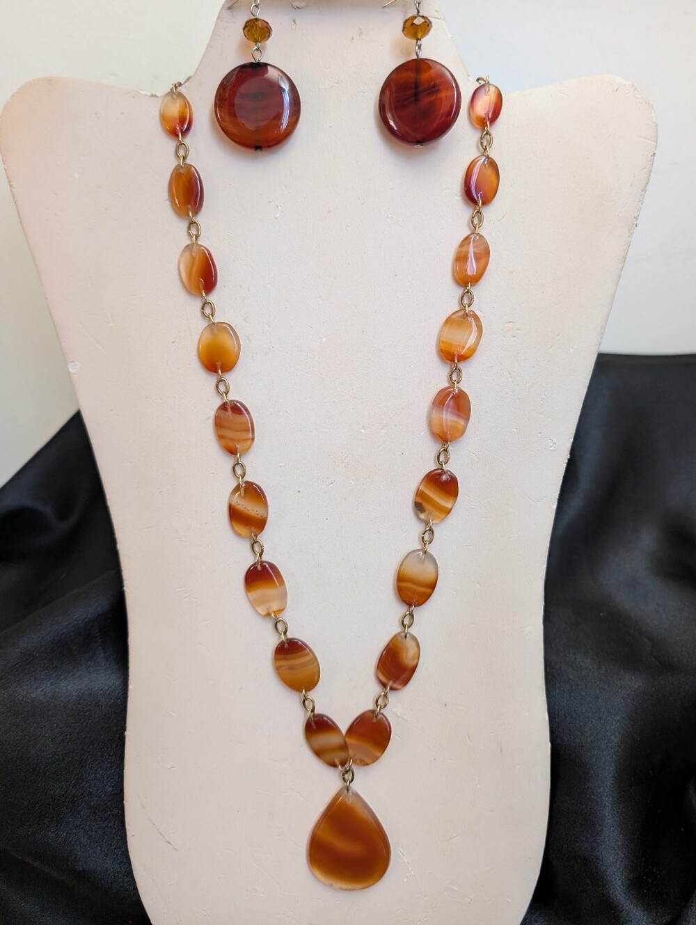 #80.Carnelian Necklace & Earrings